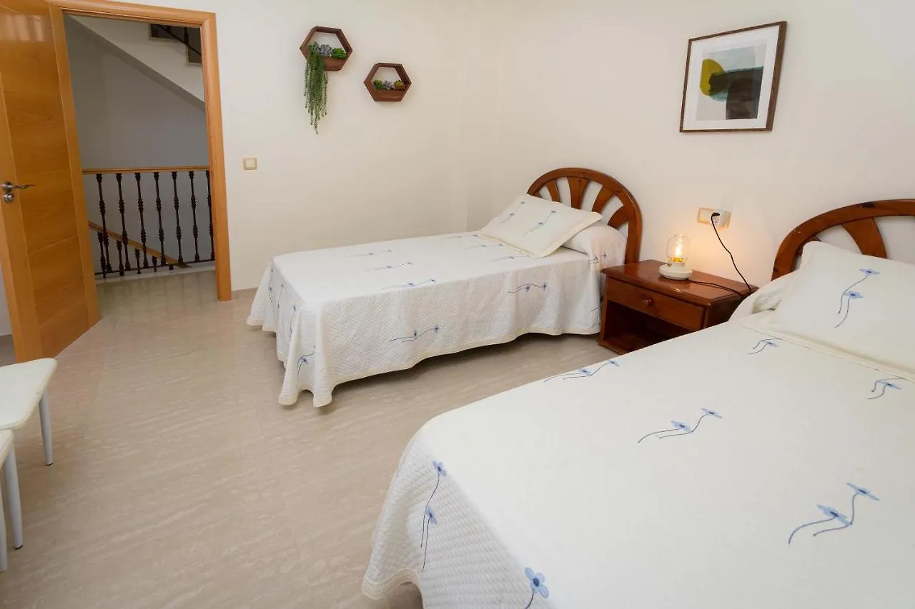 Villa Viana Rute 0*,  España